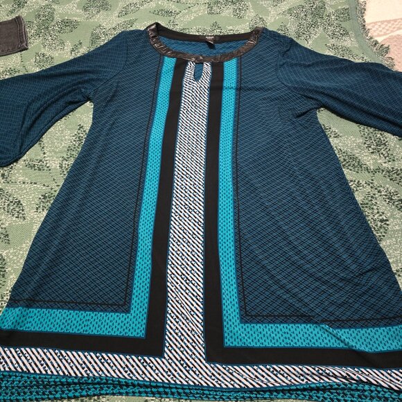 Alfani Woman - Picture 1 of 8